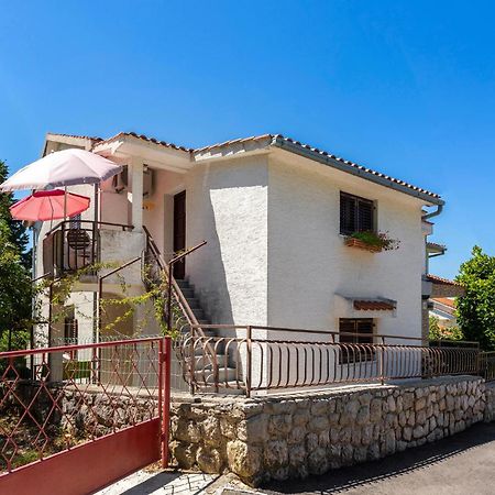 Beautiful Apartment In Omisalj With Kitchen Εξωτερικό φωτογραφία