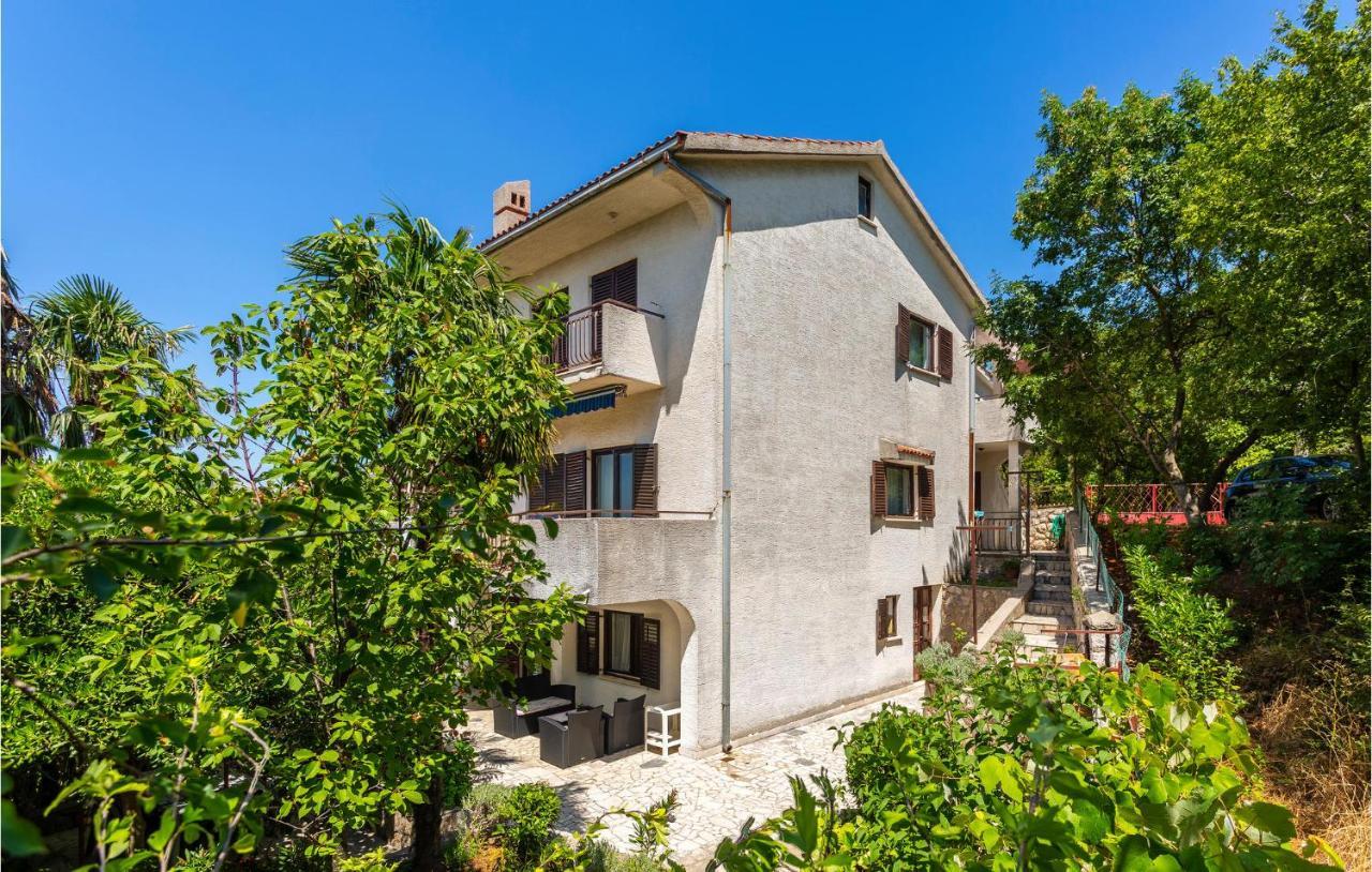 Beautiful Apartment In Omisalj With Kitchen Εξωτερικό φωτογραφία